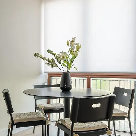 Beltran By People Apartment